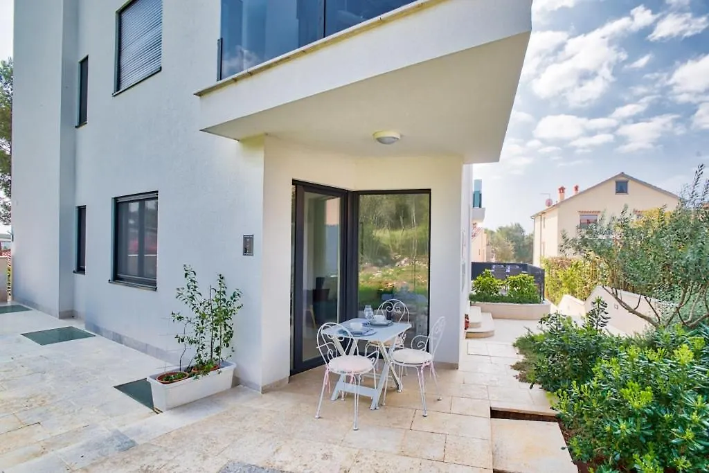 Modern Townhouse Apartments Borik Rovinj Croácia